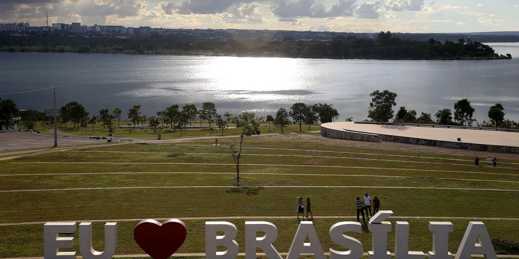 radio-nacional-tem-programacao-especial-para-o-aniversario-de-brasilia