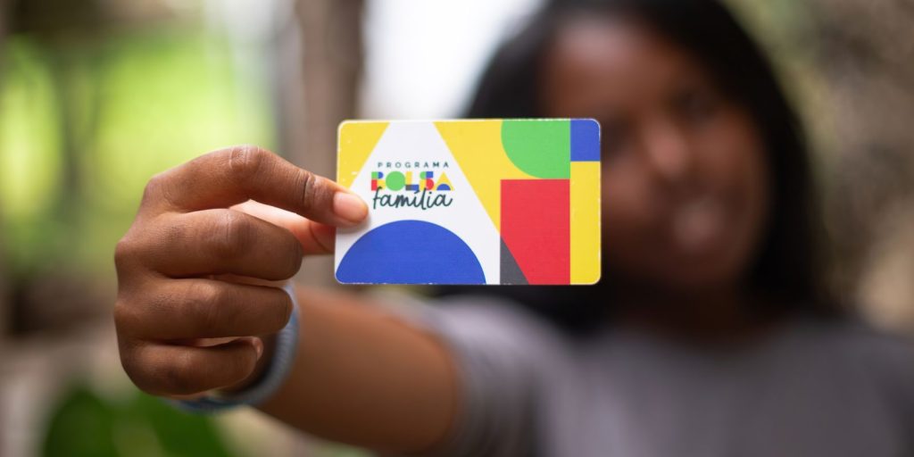 Caixa paga Bolsa Família a beneficiários com NIS de final 7 caixa-paga-bolsa-familia-a-beneficiarios-com-nis-de-final-7