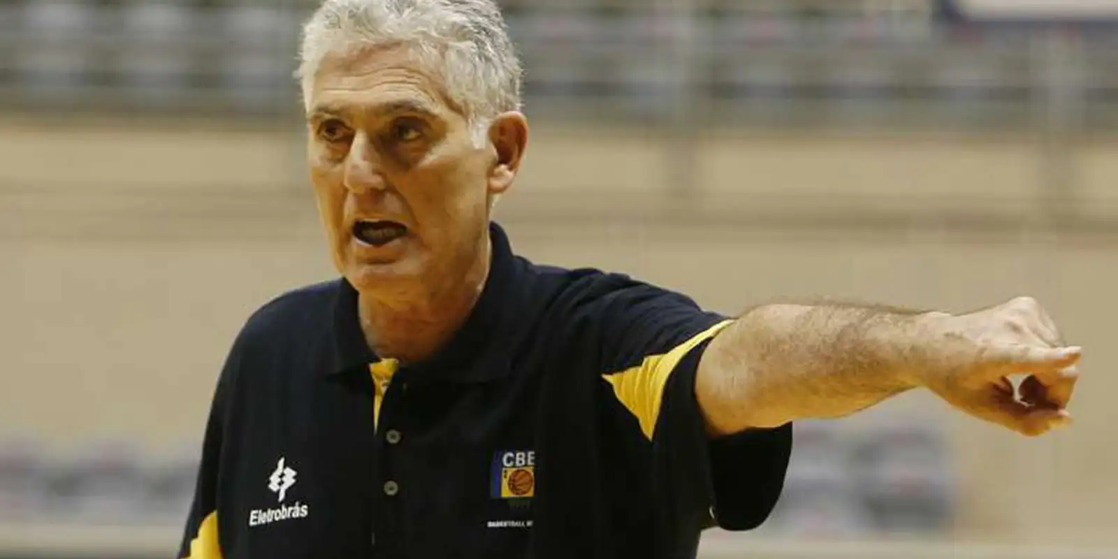 Morre Moncho Monsalve, ex-técnico da seleção brasileira de basquete