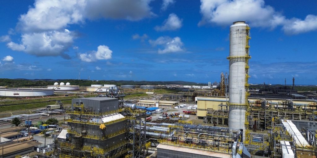 Refinarias da Petrobras operam com mais de 100% de capacidade; entenda refinarias-da-petrobras-operam-com-mais-de-100%-de-capacidade;-entenda